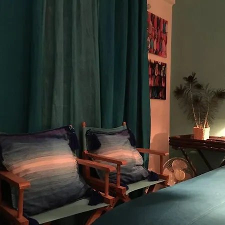 Moroccan-style T1 W/ Pool And A/c